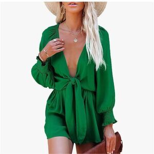 NEW Green Tie Knot Front V Neck Short Rompers M